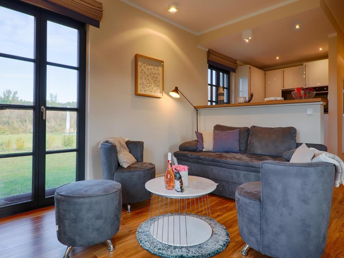 Reetland Am Meer - Premium Reetdachvilla Mit 3 Schlafzimmern, Sauna, Kamin Und Massagesessel F05 Дранске Екстер'єр фото